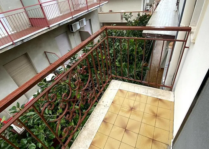 Attico Amelia Soverato Con Terrazzo E Barbecue